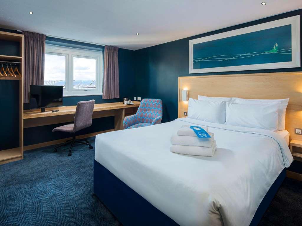 Travelodge Bristol Central Anchor Road Szoba fotó