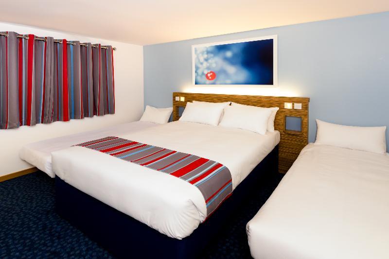 Travelodge Bristol Central Anchor Road Kültér fotó